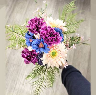 Superbe bouquet de fleurs artificielles "ADORABLE" cration fleuriste H 50 cm D 30 cm