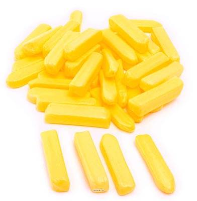 Frites pomme de terre facticeS L7cm lot de 36 en Plastique soufflé