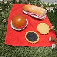 Hamburger artificiel en Plastique soufflé L 110x75 mm
