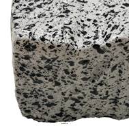 Pave artificiel en Plastique soufflé H 100 x L 80 mm