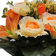 Coupe fleurs artificielles cimetière roses et lys D 28 cm Orange