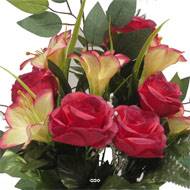 Vasque de Rose, Lys, Gypsophile et Ficus pour la toussaint Rose fushia