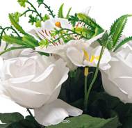 Pot de Roses fleurs artificielles pour le cimetière H 27 cm D 24 cm Blanc neige
