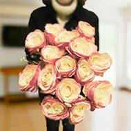 Bouquet de 15 roses artificielles parfumées Saint Valentin "Sentiment" H 70 cm