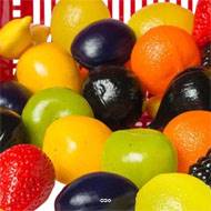 Panier de 27 fruits artificiels assortis en Plastique soufflé