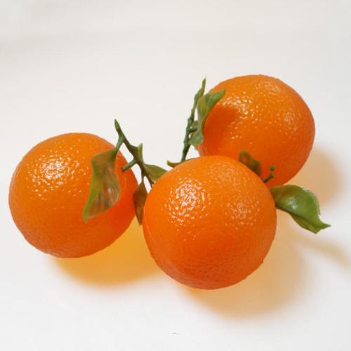 Orange artificielle avec feuilles en lot de 3 en plastique soufflé