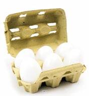 Oeufs blancs artificiels en lot de 6 en Plastique souffl