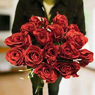 Bouquet de 15 roses artificielles parfumées Saint Valentin "Emotion" H 70 cm
