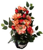 Vasque de Magnolia, bouton de rose, ficus pour la toussaint Orange