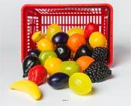 Panier de 27 fruits artificiels assortis en Plastique soufflé