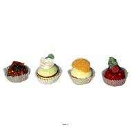 Lot de 4 minis pâtisseries artificielles haut de gamme 