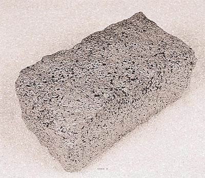 Pierre artificielle type grand pave en Plastique soufflé L 400x140 mm